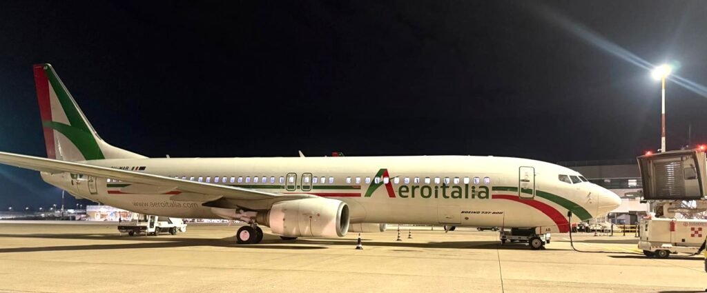 Aereo Aeroitalia sul tarmac