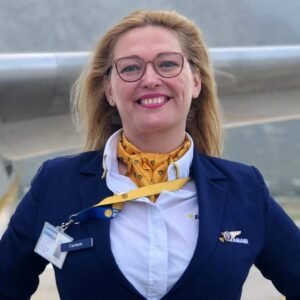 Carmen hostess di volo Ryanair