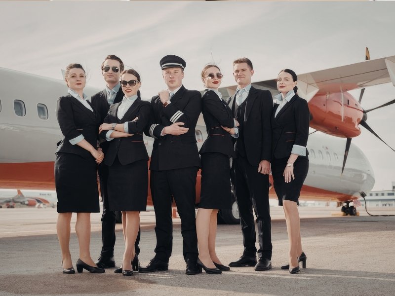 ssistenti di volo e piloti a fine turno